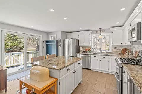 Kitchen - 255 Shootflying Hill Rd, Barnstable, MA 02668 photo 2 of 4
