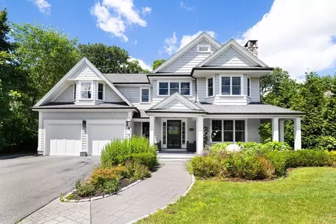 113 Beechnut Rd, Westwood, MA 02090