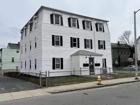 55 Eastern Ave, Worcester, MA 01605 photo 2