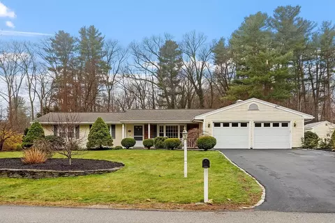 12 Burton Farm Dr, Andover, MA 01810