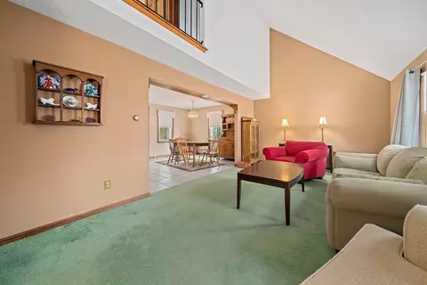 Living - 2 Winslow Ln, Wareham, MA 02571 photo 1 of 4