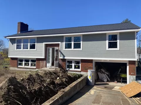 12 Randall Dr, Burlington, MA 01803