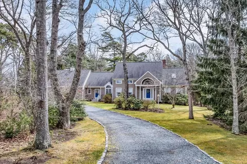 211 Scraggy Neck Rd, Bourne, MA 02534