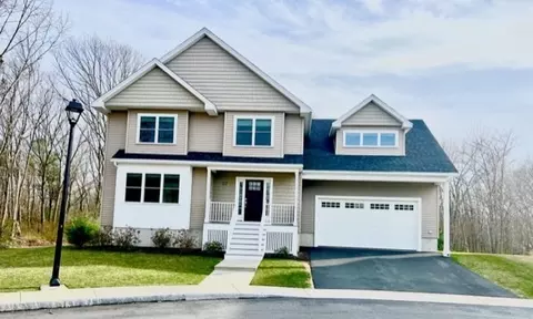 22 Woodlands Rd, Salem, MA 01970