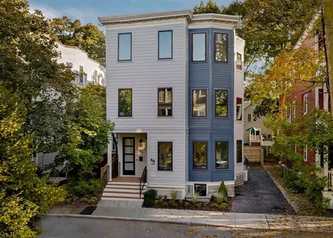 8 Poplar Rd #B, Cambridge, MA 02138