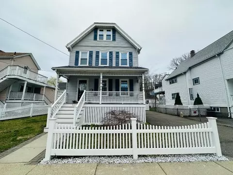 103 Grove St, Melrose, MA 02176