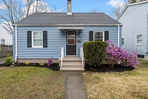 111 San Miguel St, Springfield, MA 01104