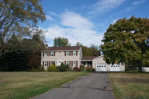 11 Spartan Arrow Rd, Littleton, MA 01460