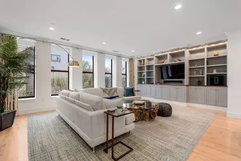 1280 Washington St #301, Boston, MA 02116