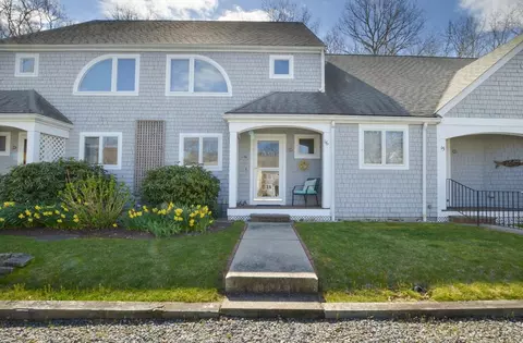 51 Carlson Ln #16EU, Falmouth, MA 02540