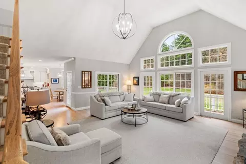 Living - 11 Barnside Rd, Boxford, MA 01921 photo 1 of 5