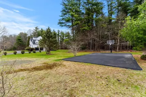 Exterior - 11 Barnside Rd, Boxford, MA 01921 photo 7 of 7