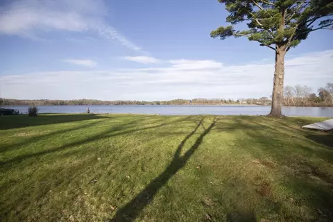 View/Area - 23 Pleasant Cir, Canton, MA 02021 photo 3 of 4