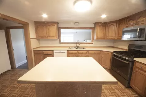 Kitchen - 23 Pleasant Cir, Canton, MA 02021 photo 2 of 4