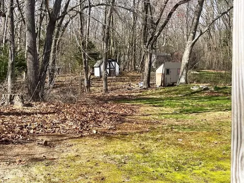 Exterior - 8 Rocco Dr #8, Blackstone, MA 01504 photo 5 of 9