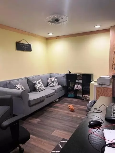 Living - 8 Rocco Dr #8, Blackstone, MA 01504 photo 3 of 3