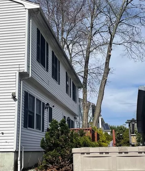 Exterior - 8 Rocco Dr #8, Blackstone, MA 01504 photo 9 of 9