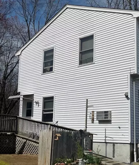 Exterior - 8 Rocco Dr #8, Blackstone, MA 01504 photo 4 of 9
