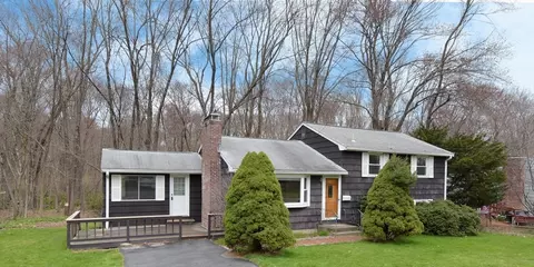 42 Harrington Rd, Framingham, MA 01701