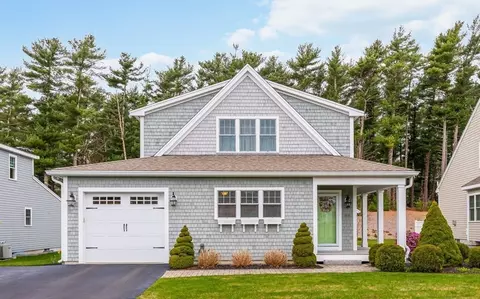 66 Fairway Dr, Kingston, MA 02364