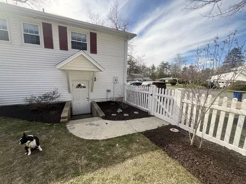 Exterior - 33 Westview Ter, Easthampton, MA 01027 photo 3 of 12
