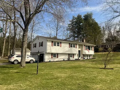 Exterior - 33 Westview Ter, Easthampton, MA 01027 photo 2 of 12
