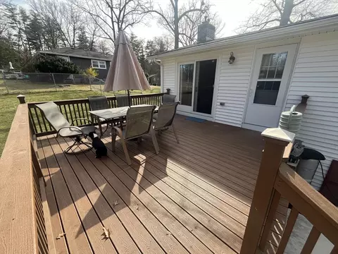 Exterior - 33 Westview Ter, Easthampton, MA 01027 photo 8 of 12