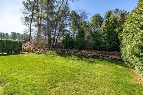 Exterior - 17 Gabriel Ln #17, Acton, MA 01720 photo 7 of 9
