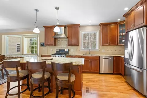 Kitchen - 17 Gabriel Ln #17, Acton, MA 01720 photo 4 of 4
