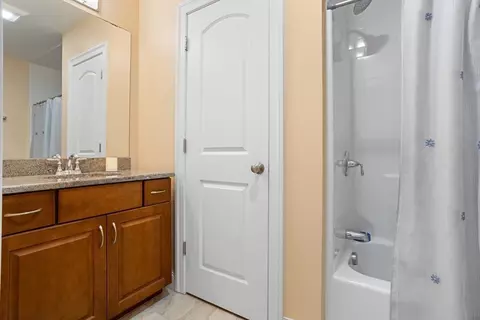 Bath - 17 Gabriel Ln #17, Acton, MA 01720 photo 3 of 3