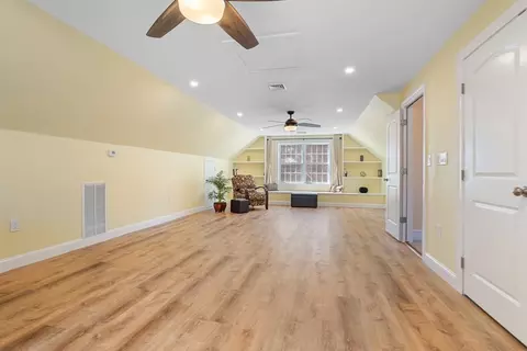 Entry Way - 17 Gabriel Ln #17, Acton, MA 01720 photo 4 of 4