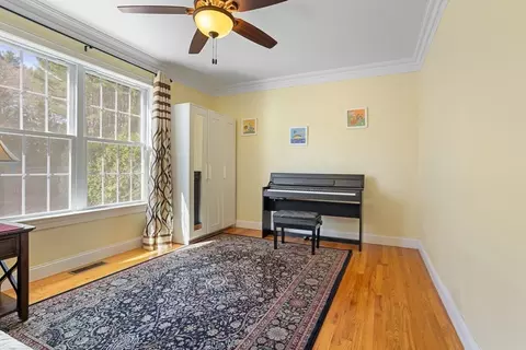 Living - 17 Gabriel Ln #17, Acton, MA 01720 photo 4 of 8