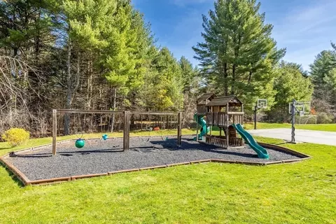 View/Area - 17 Gabriel Ln #17, Acton, MA 01720 photo 1 of 1