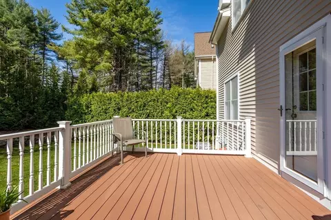 Exterior - 17 Gabriel Ln #17, Acton, MA 01720 photo 4 of 9