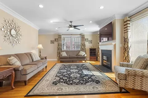 Living - 17 Gabriel Ln #17, Acton, MA 01720 photo 1 of 8