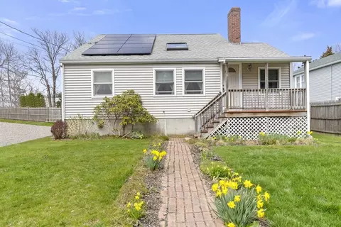 60 Samoset Ave, Marshfield, MA 02050