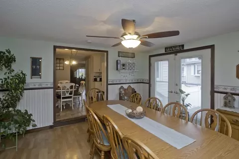 Dining - 626 E Main St, Chicopee, MA 01020 photo 2 of 4