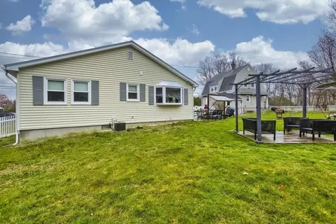 Exterior - 626 E Main St, Chicopee, MA 01020 photo 4 of 7