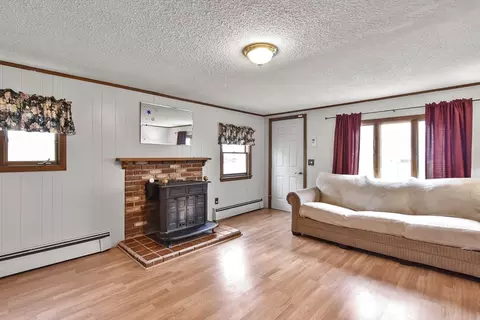 108 Wilson Ave, Athol, MA 01331 photo 5