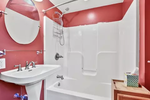 108 Wilson Ave, Athol, MA 01331 photo 17