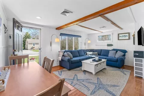Living - 9 Uncle Edwards Rd, Mashpee, MA 02649 photo 1 of 2