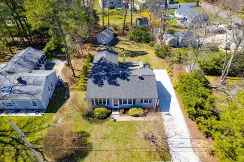Exterior - 9 Uncle Edwards Rd, Mashpee, MA 02649 photo 5 of 17