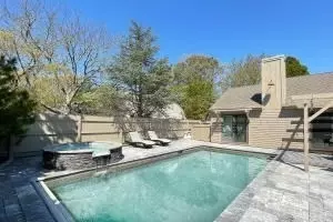 Exterior - 6 Mashie Cir, Mashpee, MA 02649 photo 2 of 5
