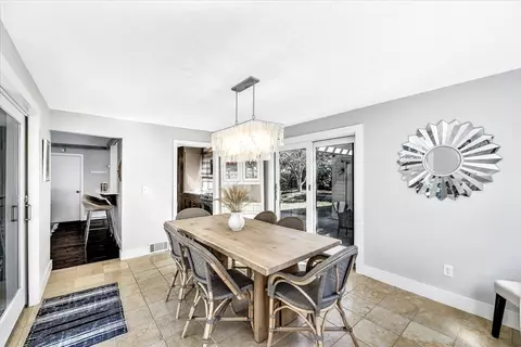 Dining - 6 Mashie Cir, Mashpee, MA 02649 photo 2 of 3