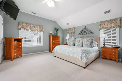 Bedroom - 7 Sheffield Pl, Mashpee, MA 02649 photo 3 of 8