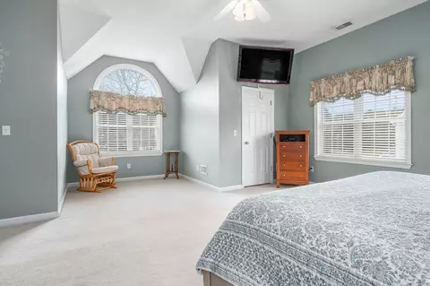 Bedroom - 7 Sheffield Pl, Mashpee, MA 02649 photo 4 of 8