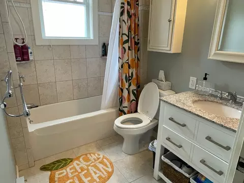 Bath - 6 E Lake St, Worcester, MA 01604 photo 1 of 2