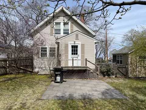 Exterior - 6 E Lake St, Worcester, MA 01604 photo 4 of 5