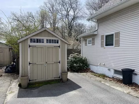 Exterior - 6 E Lake St, Worcester, MA 01604 photo 5 of 5