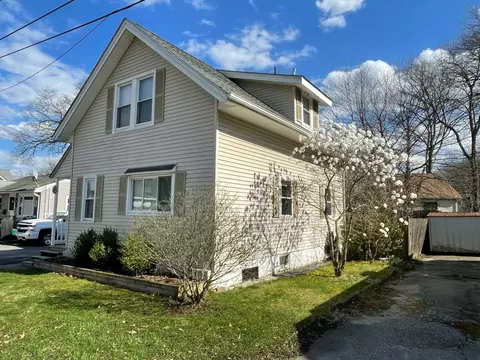 Exterior - 6 E Lake St, Worcester, MA 01604 photo 2 of 5